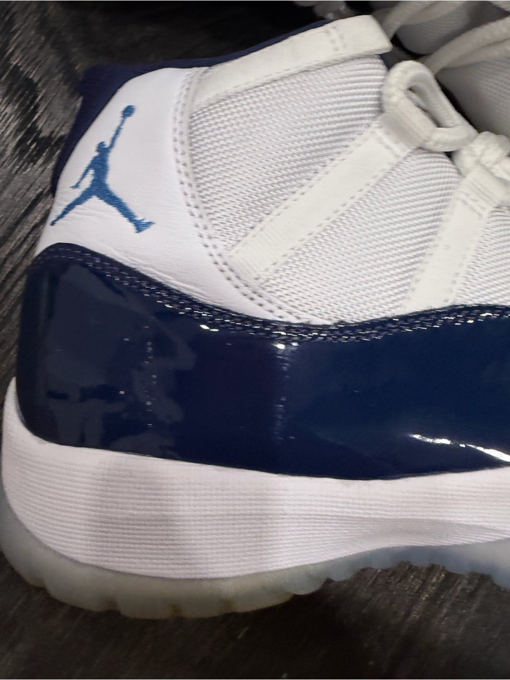 Air Jordan 11 Retro "Win Like 82" 2017 Used Size 9.5 - Picture 2 of 10